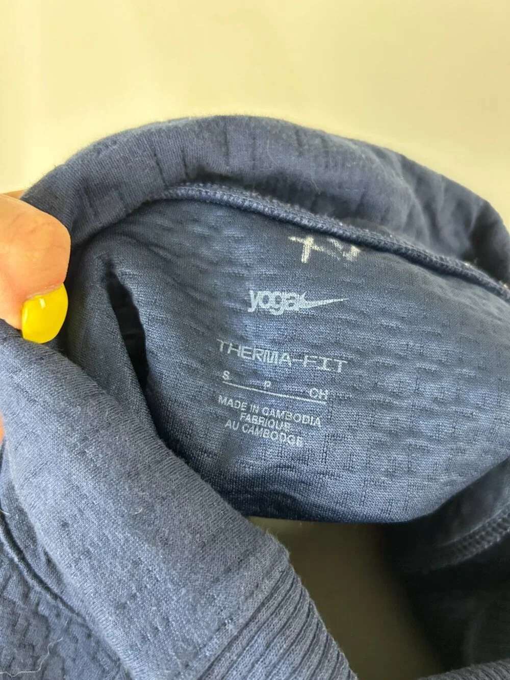 Nike Yoga Therma-FIT Oversized Mock Neck Top S Quilted Blue